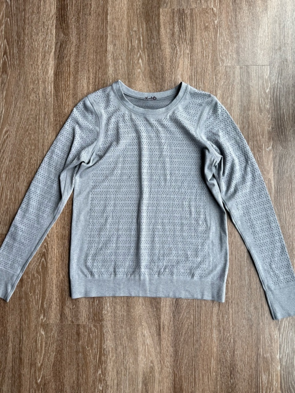Lululemon Swiftly Breathe Long Sleeve Top